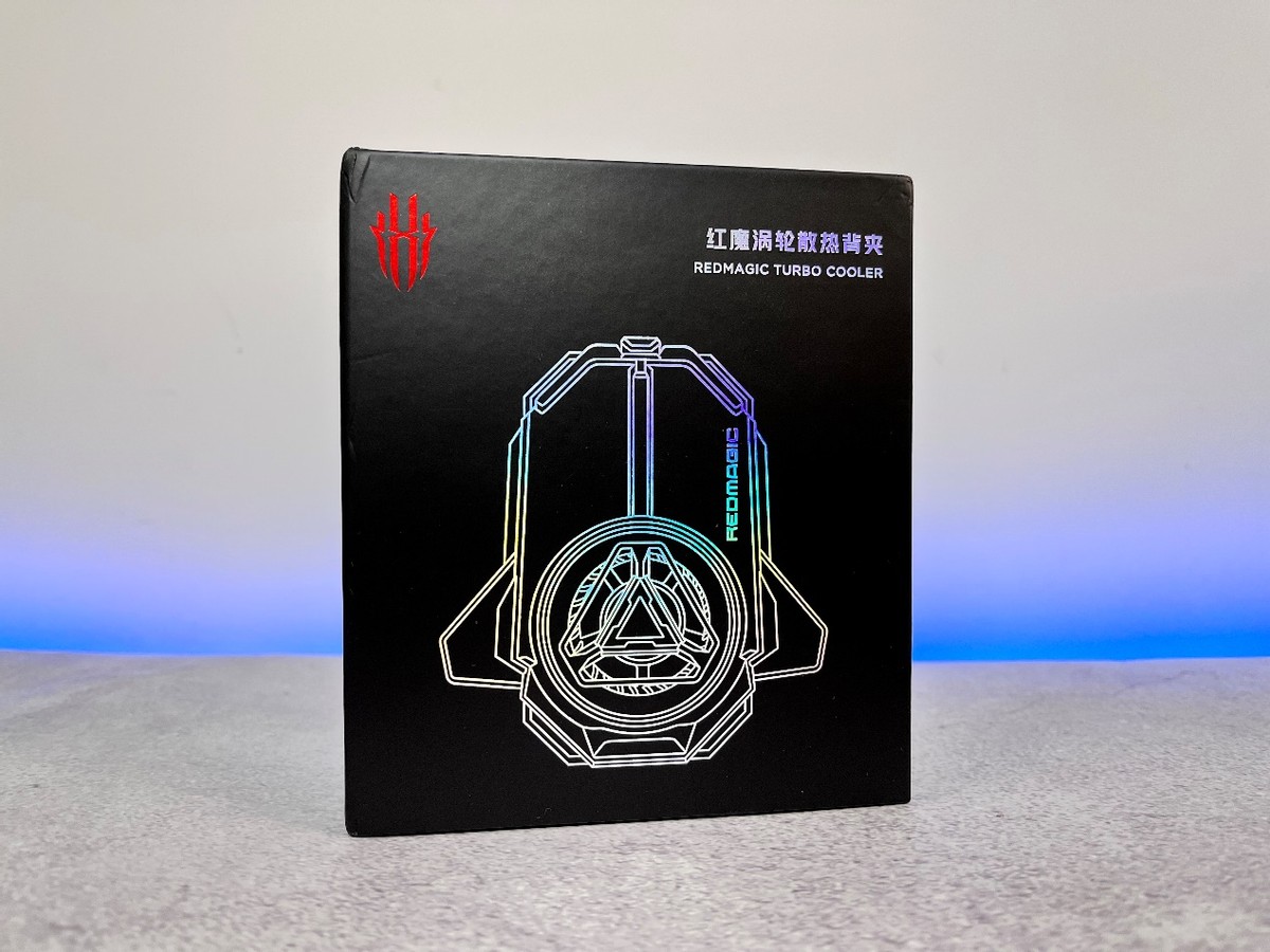 无惧机身炎热，竞技战斗不止—红魔涡轮散热背夹