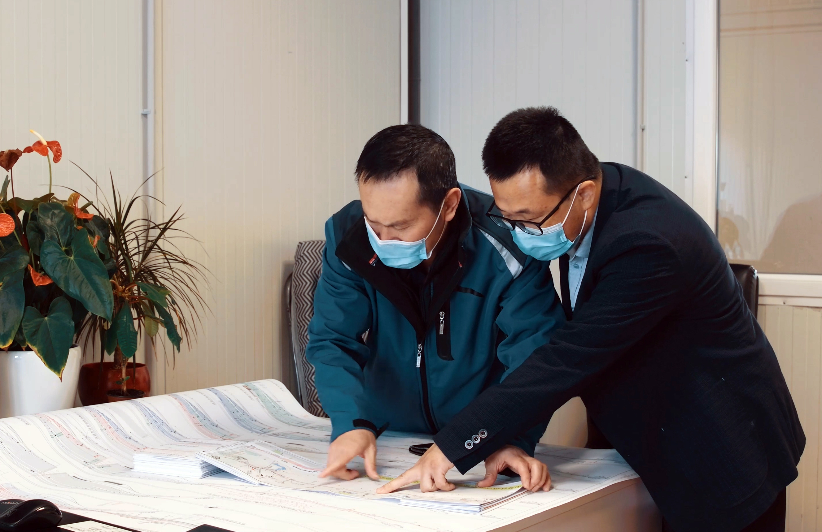 段伟：匈塞铁路建设让我结识了许多塞尔维亚“铁杆”朋友