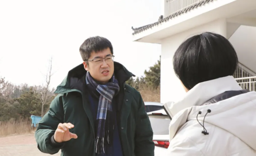 山东学霸小伙：用“高科技”种草莓，为家乡创收7900万，登上国家级表彰名单！