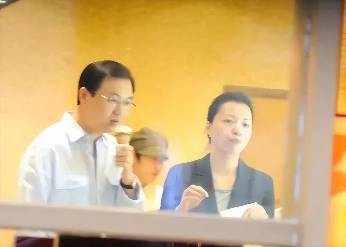 狗血、争产、低调的幸福，5位央视女主持的豪门婚姻，好像都全了