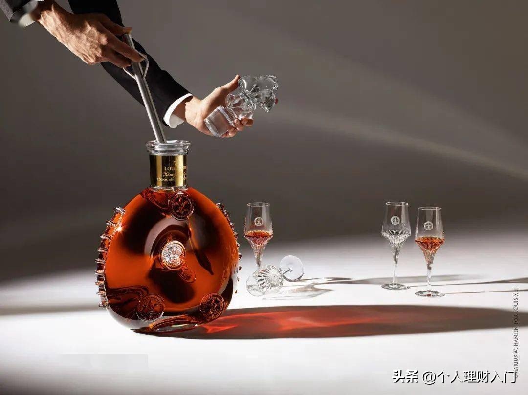 喝一瓶路易十三，相当于喝512瓶飞天茅台酒，真的好喝吗？