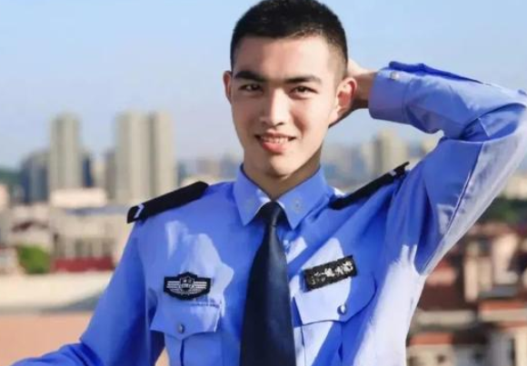 大学生明知公务员上岸难，为啥还偏要考？难道只是为了体面吗？