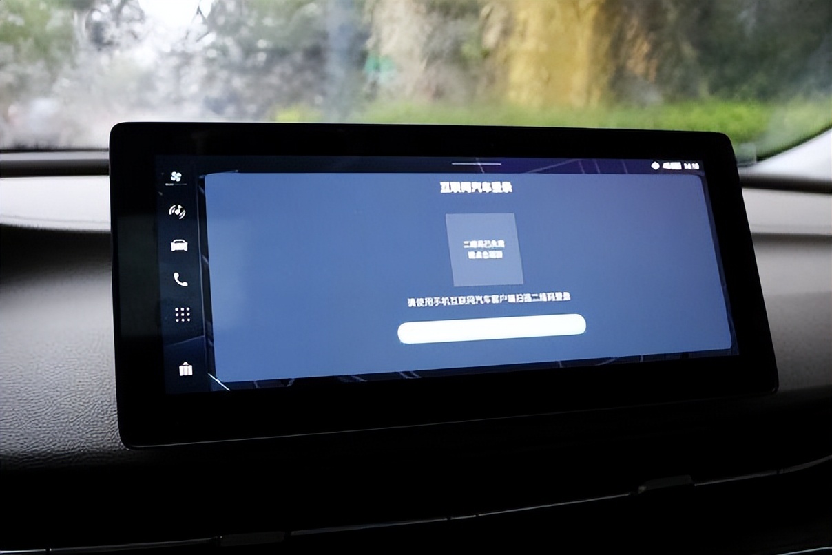 打造全新的家庭出行理念 实拍 荣威iMAX8 EV