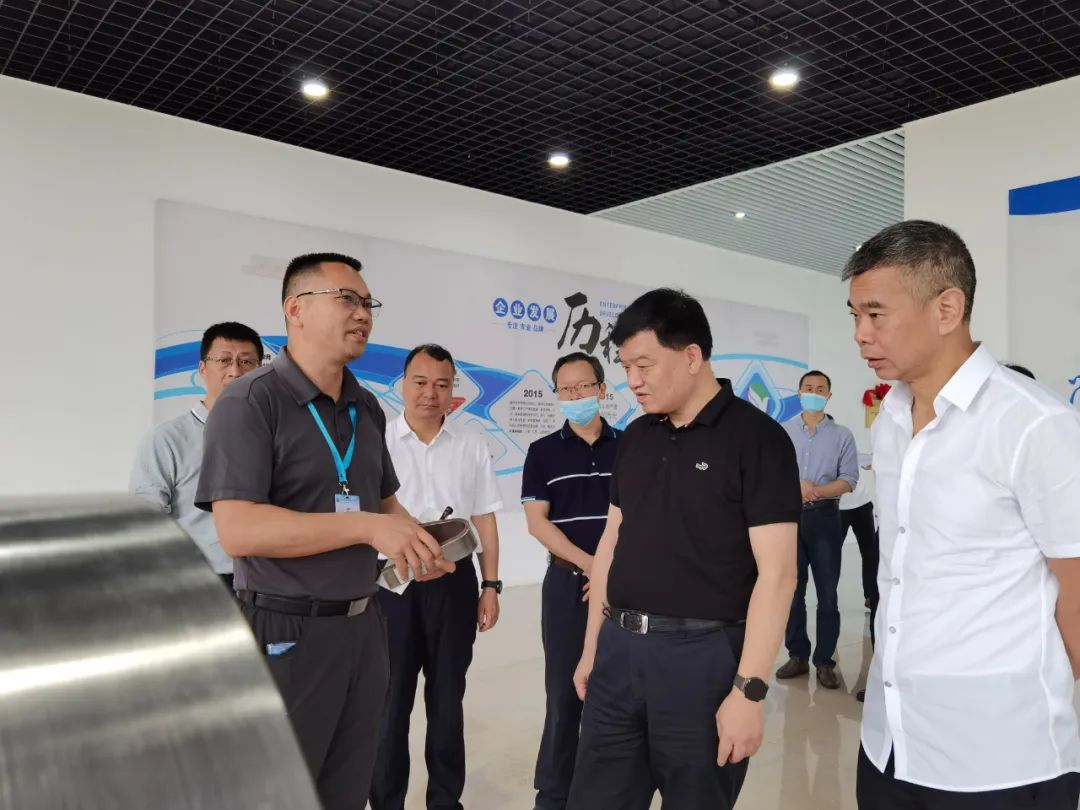 省考評組來蓮考評省級雙擁模范縣創(chuàng)建工作