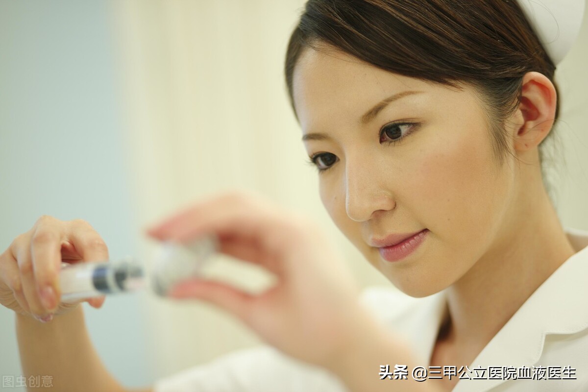 现实工作中 护士真的很累而且工资不高吗？答案在这里