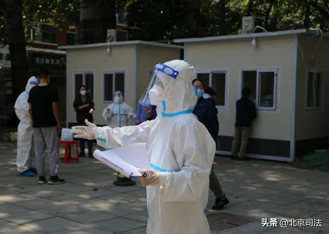 战疫路上的“超人妈妈”