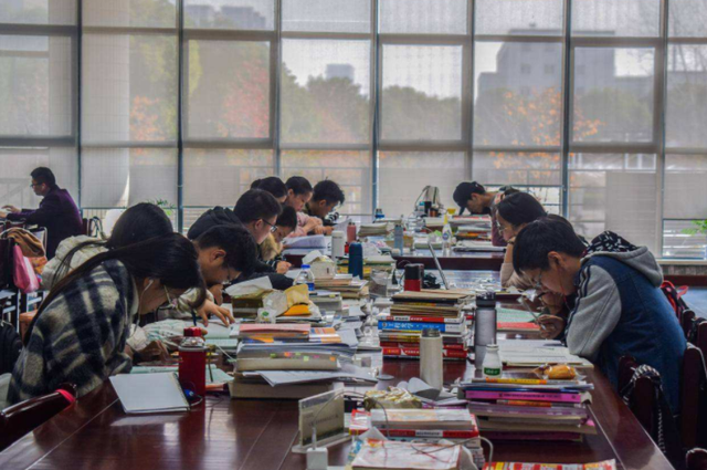 2022国家线最新出炉，考生担心事还是发生，分数线全面上涨