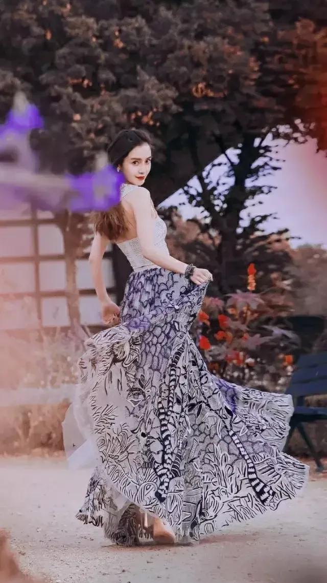 Angelababy:温婉大方，优雅迷人，魅力四射