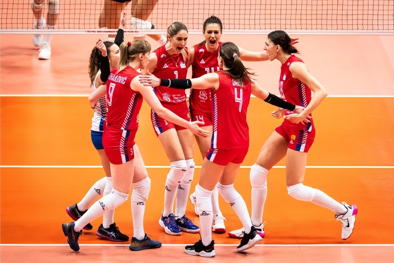 塞尔维亚3-1美国女排，连续两届世锦赛进决赛，目标两连冠