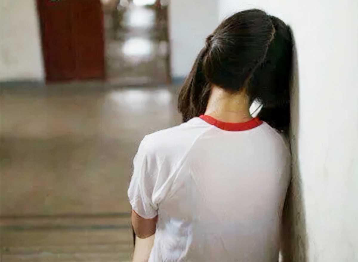 2012年湖南2名高中生，为一夜暴富9天谋害7人，被枪决前提出请求