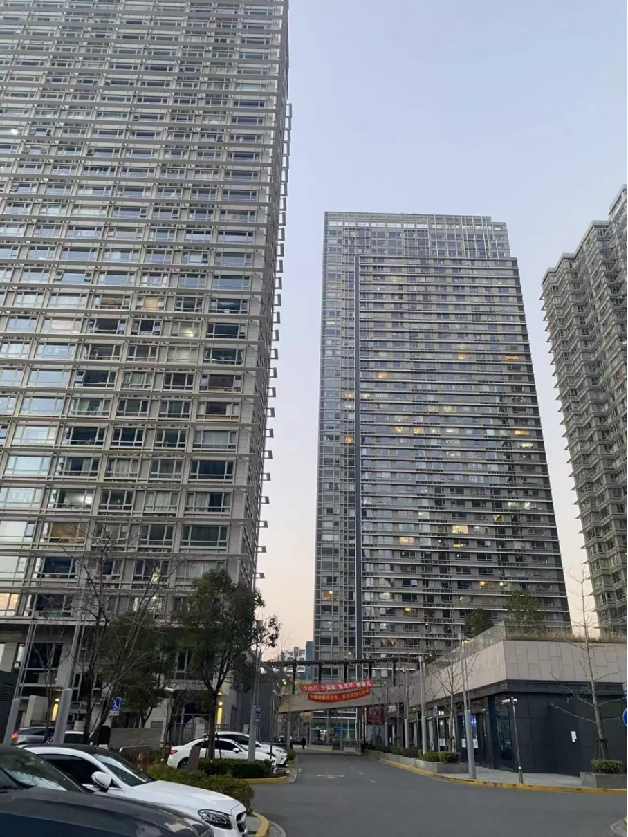 当年觉得蛮便宜的酒店式公寓，现在都怎么样了