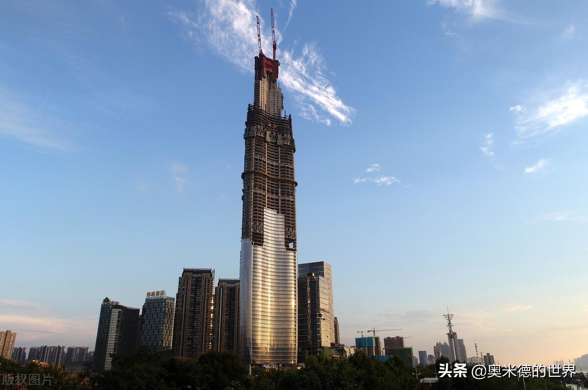 全世界最高的20栋摩天大楼，数一数中国有多少栋？