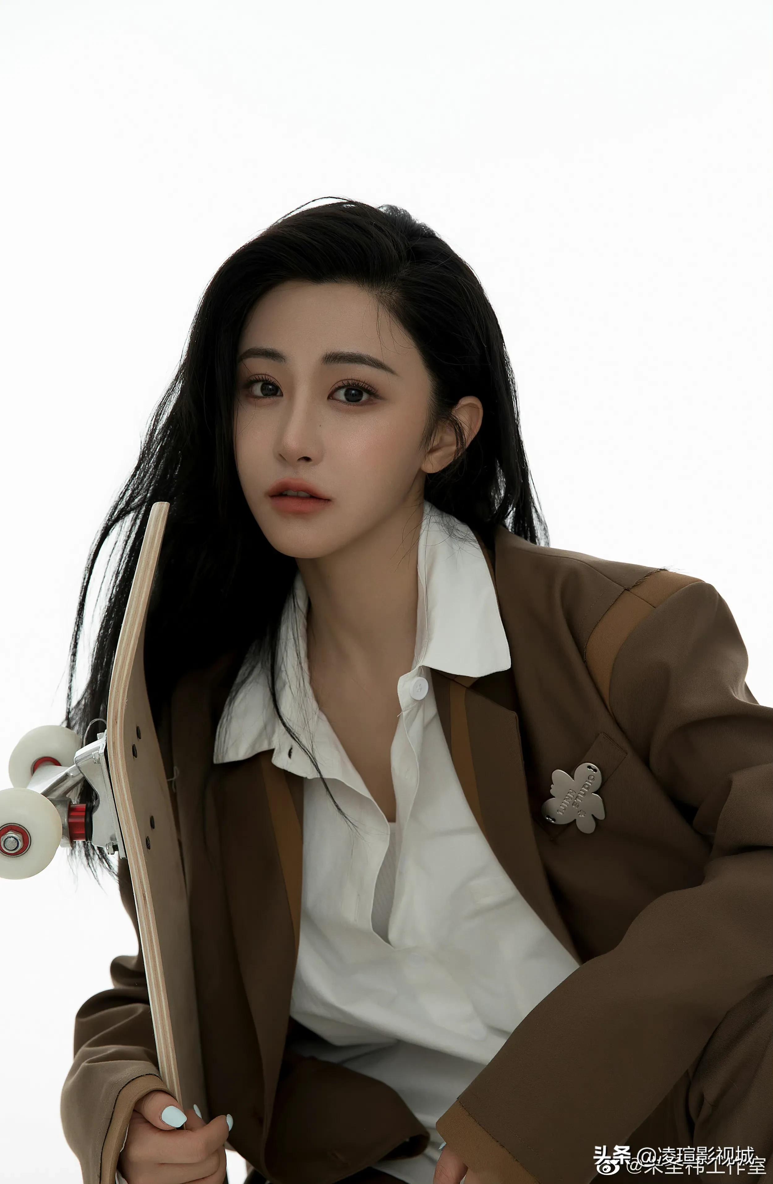 明星壁纸图片分享：朱圣祎（1）