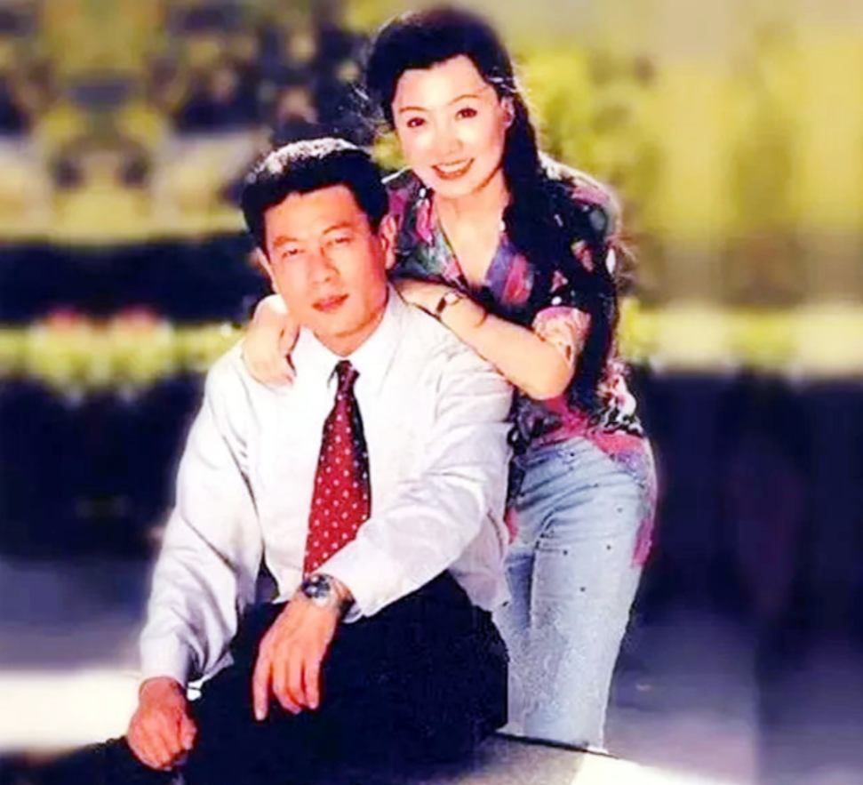 巫刚局长电视剧(演员巫刚:和赵英离异后,62岁依旧单身,有陈瑾陪伴不觉