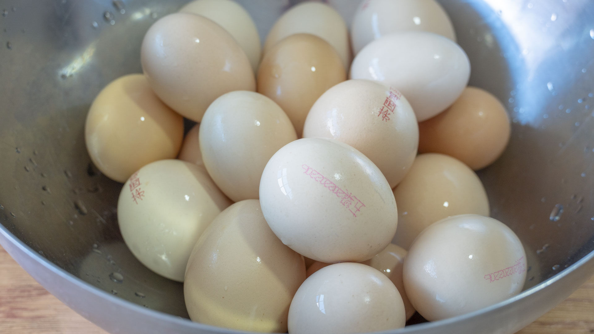 比乡巴佬还好吃的卤蛋，做法简单，口感Q弹，卤香浓郁，吃不腻
