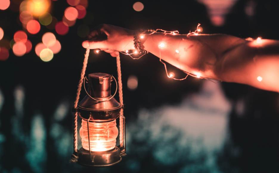 挑灯坐不寐 无梦到天涯，十首冬夜不寐的诗词，送给晚上失眠的人