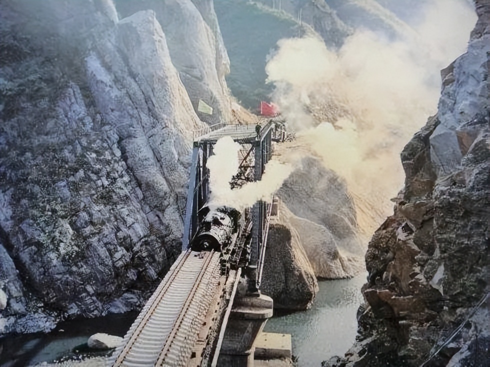 怀念我的军旅生涯——难以忘怀的兰滩 作者：铁十师李锦田