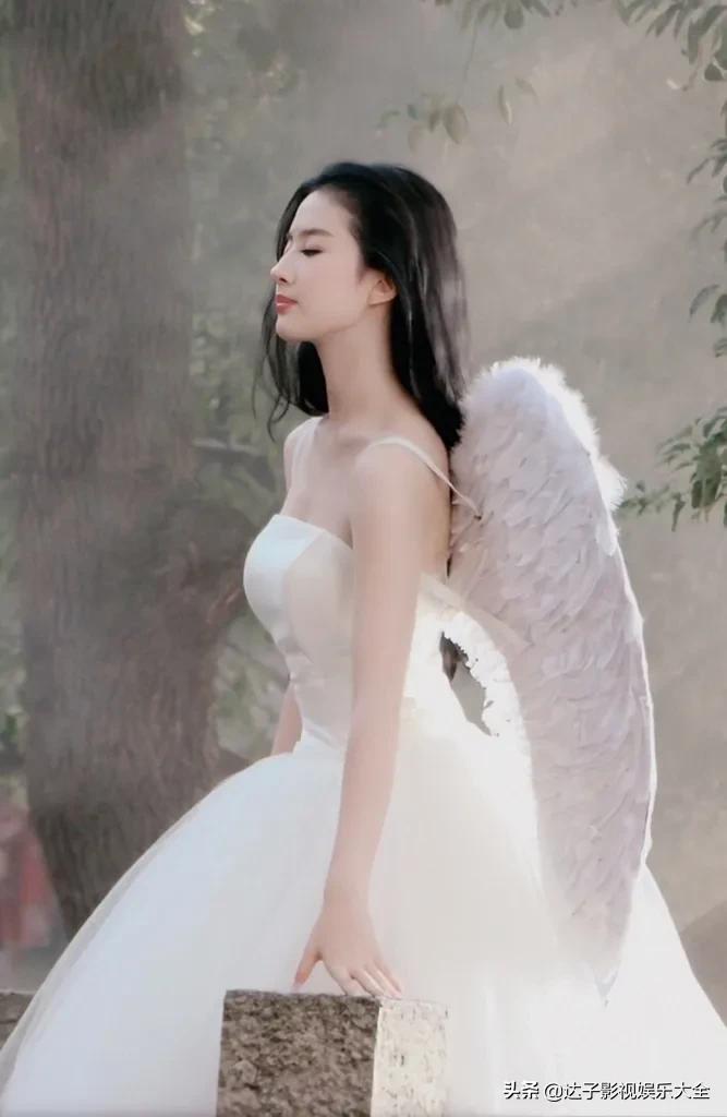 神仙姐姐刘亦菲，除了美貌，我还错过了什么