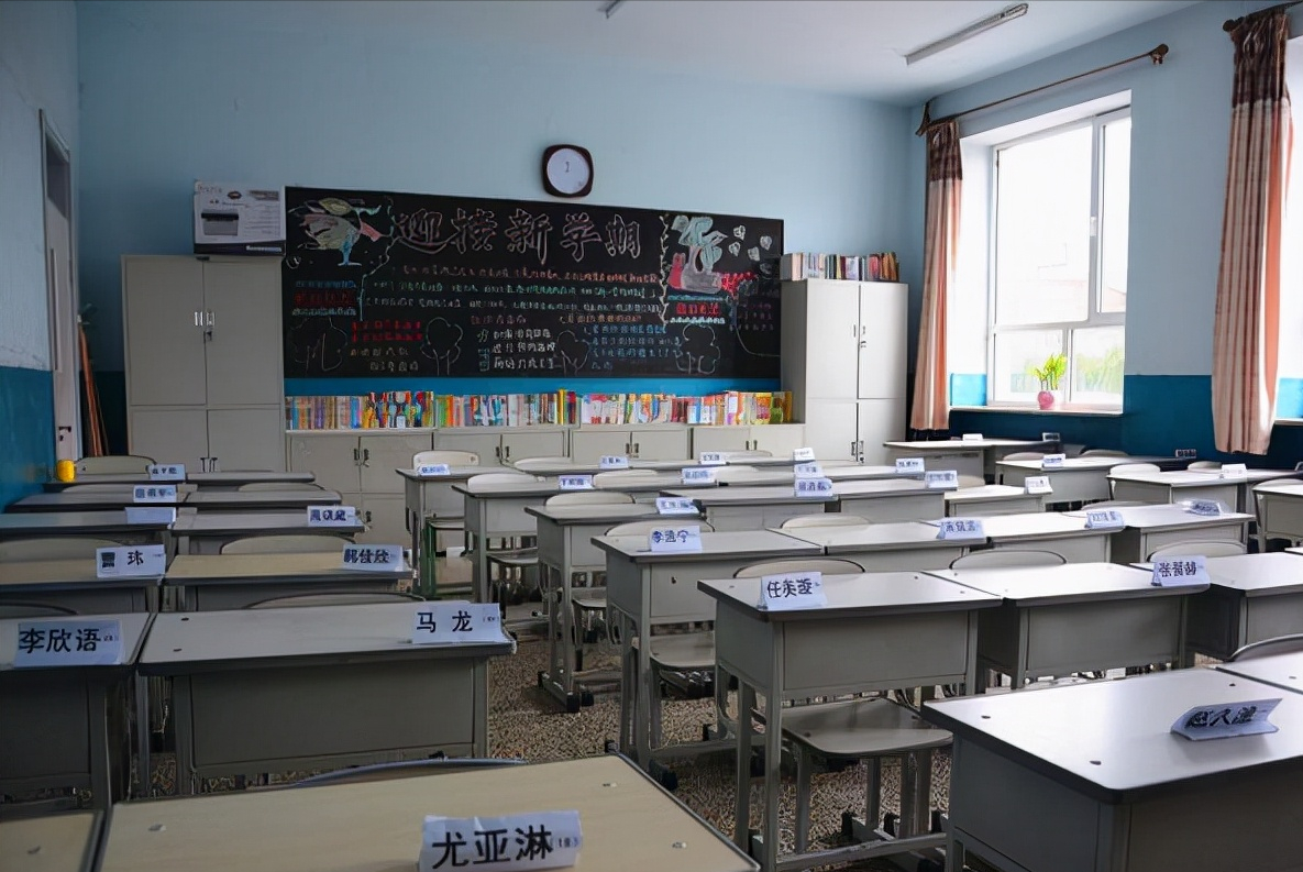 江西当地教育局宣布，大中小学寒假时间确定，家长却“欲哭无泪”