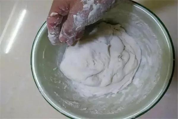 做自媒体那些人都不正常，包括我（生人勿近）