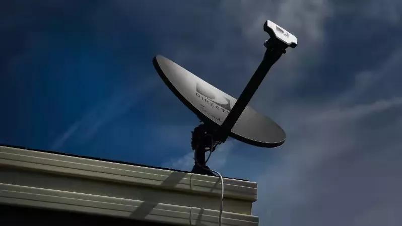 DirecTV“加入SpaceX的阵营”，明确反对Dish Network计划