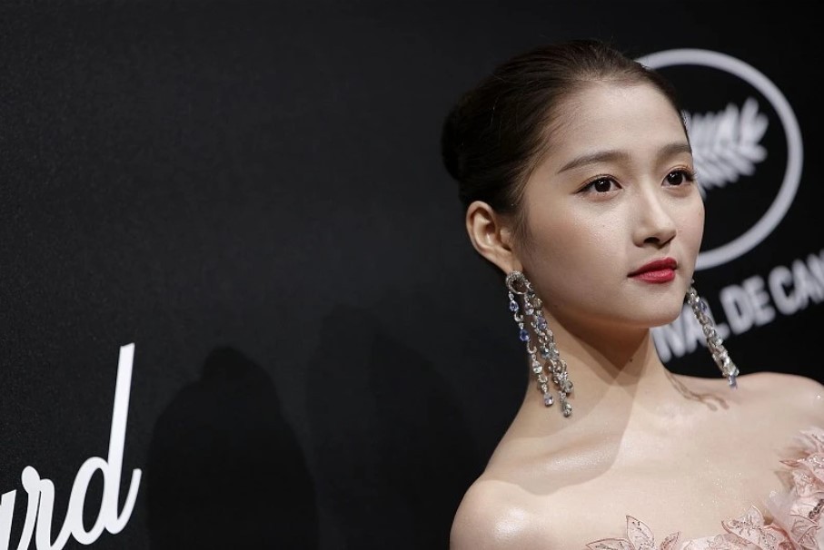 16对中外明星同框,耀眼的“东方美”不输国际咖,举手投足皆风情