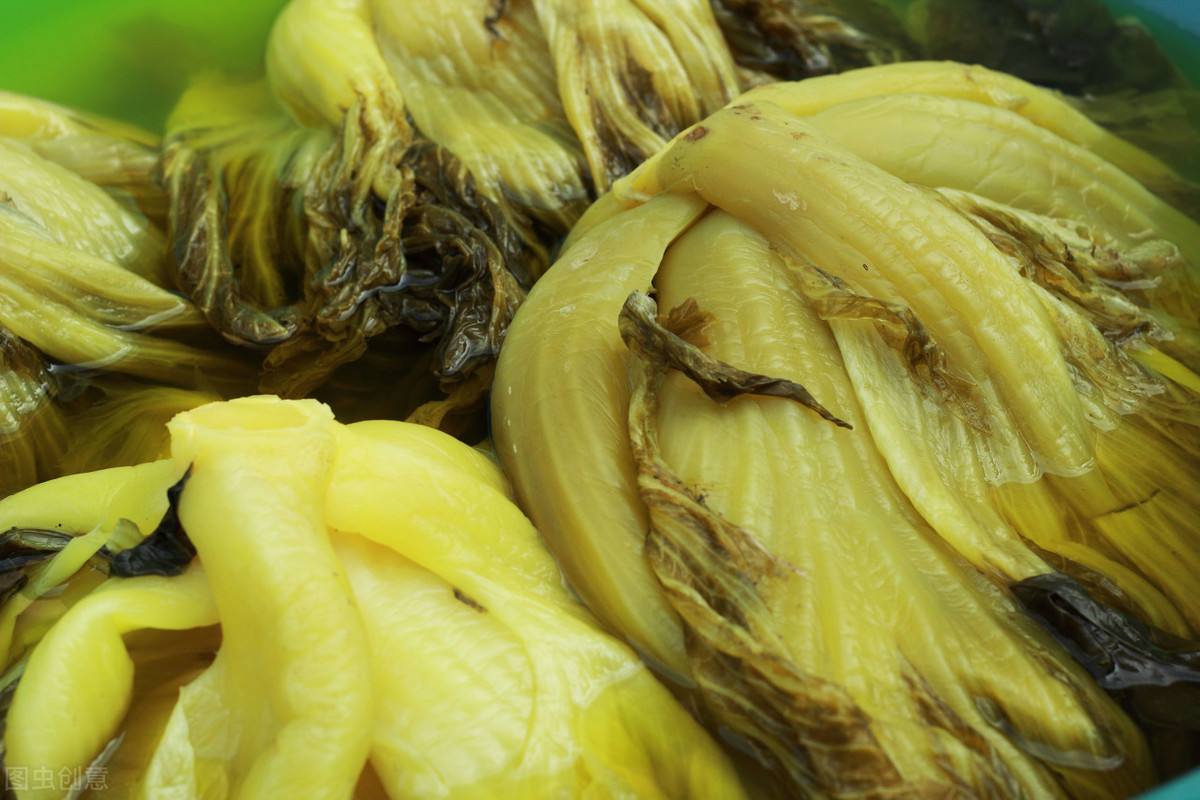 据传吃咸菜会致癌？究竟还能不能吃？要想没有健康风险，谨记2点
