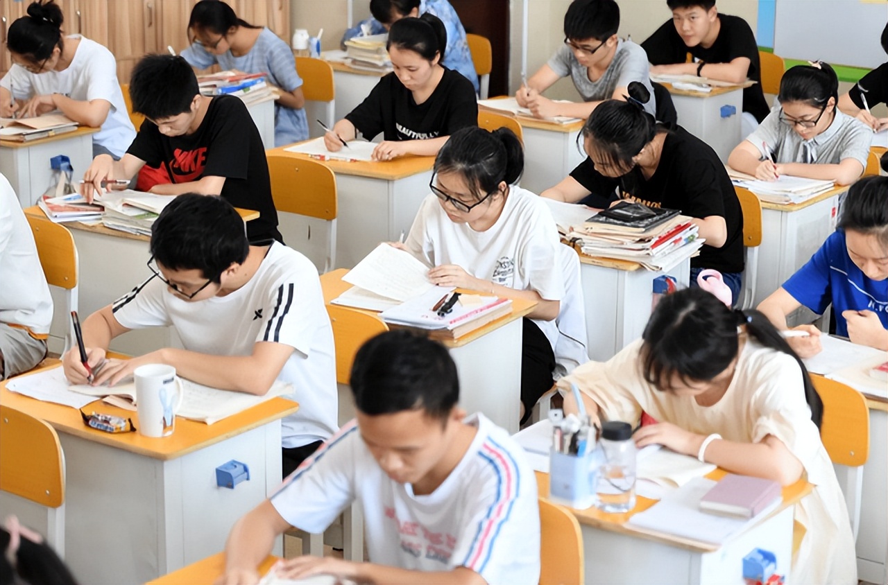 2022高考时间公布，还是“熟悉的配方”，“新高考”却略有变化
