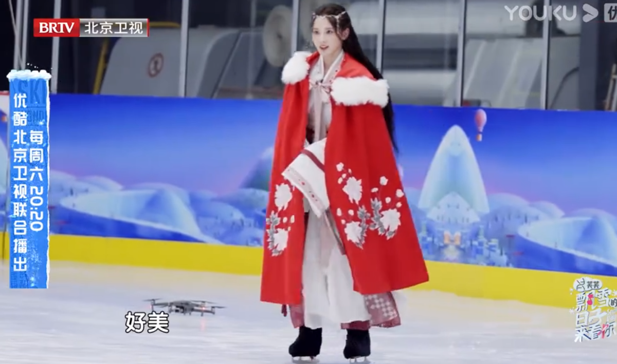 彭小草上演了花滑版的“东宫”，和音乐一起，是谁的DNA在动呢。