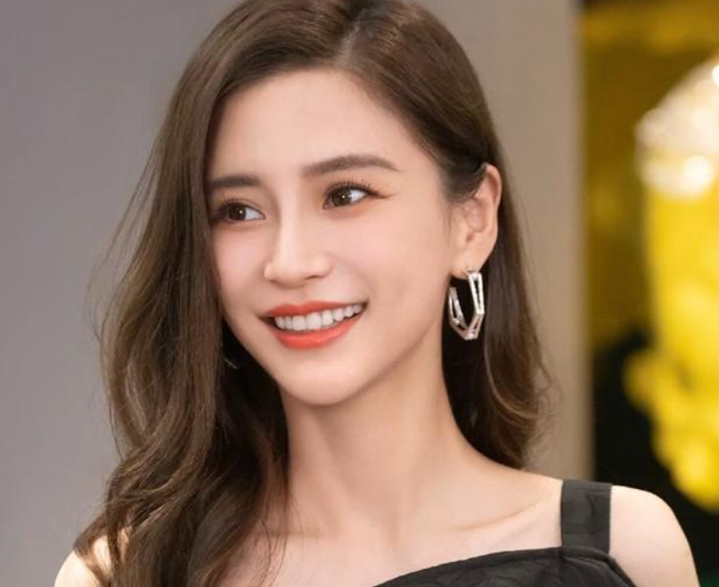 台媒曝baby离婚准备充分,2个月前跟黄晓明彻底切割,事业心很强