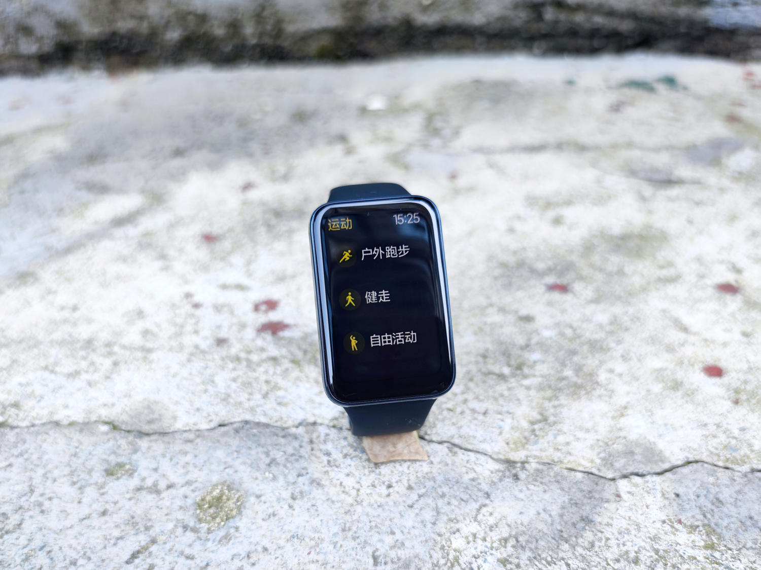 小米手环7 Pro开箱：全彩方形大屏+独立GPS定位加持，果然是真Pro