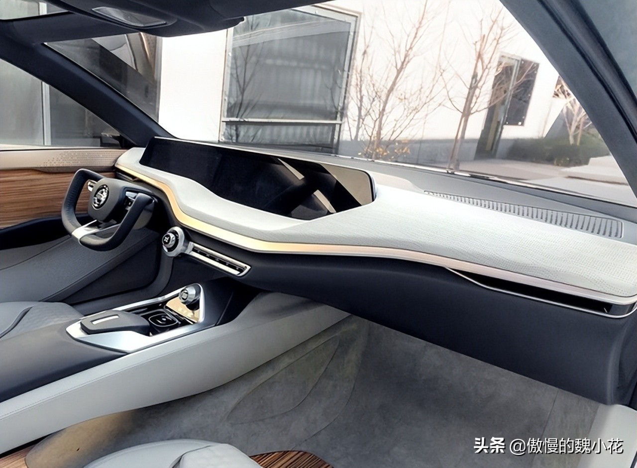 日产“天籁”概念版发布！或成未来版本雏形，新增混动+纯电版本