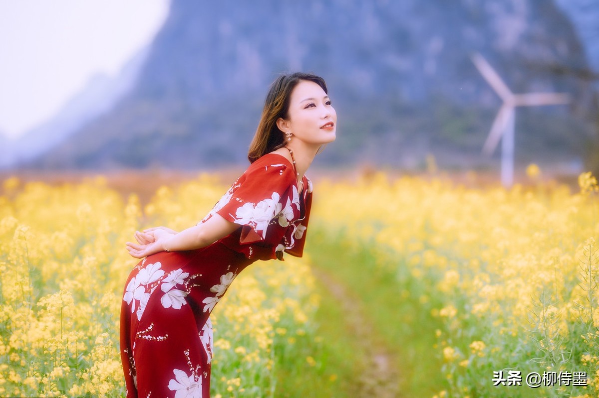 春天与花儿一起拍照，6个摄影口诀，拍摄意境唯美的人像大片