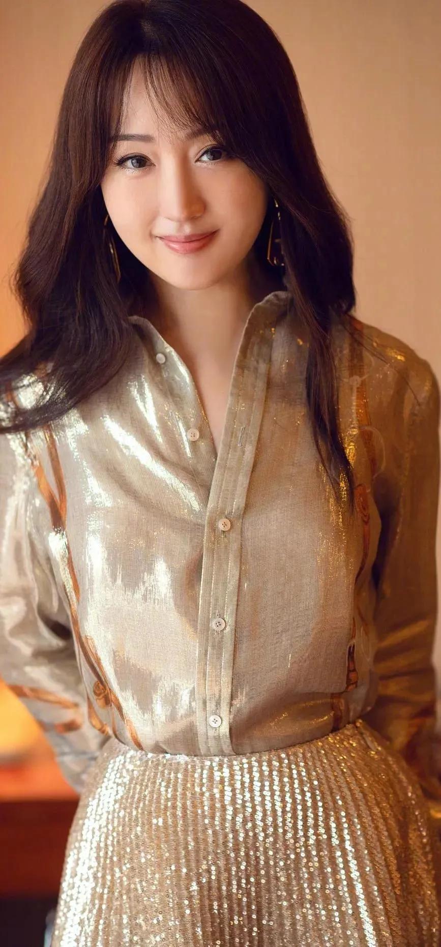 一代歌后杨钰莹