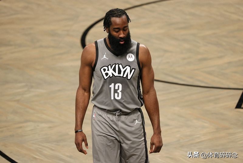 为什么现在nba流行脏辫(2022年NBA最热门的发型: 光头最经典，脏辫难打理，蓬蓬头人数最多)