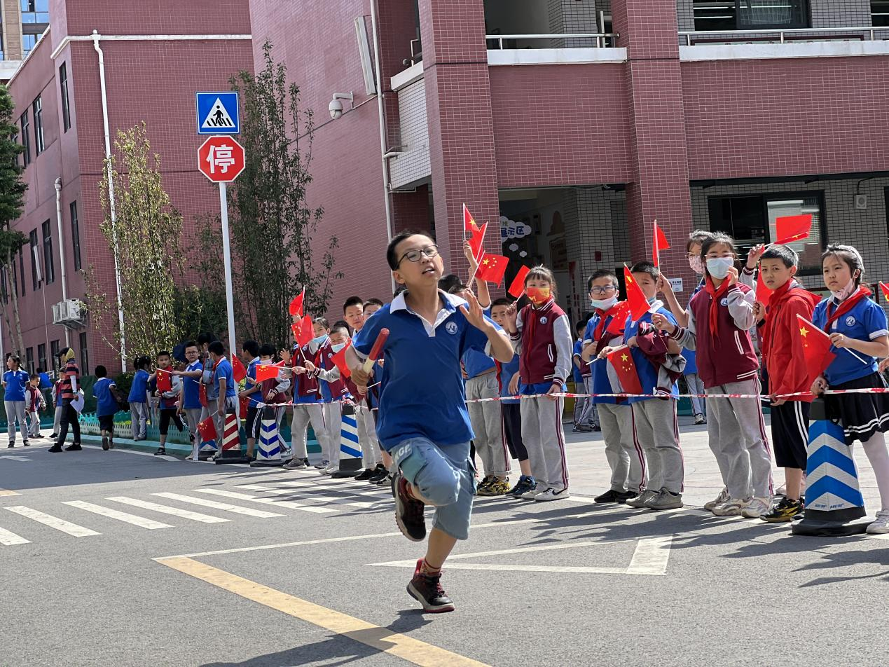 爱南区 爱运动 |记棠湖小学（南区）2022体育节趣味田径运动会
