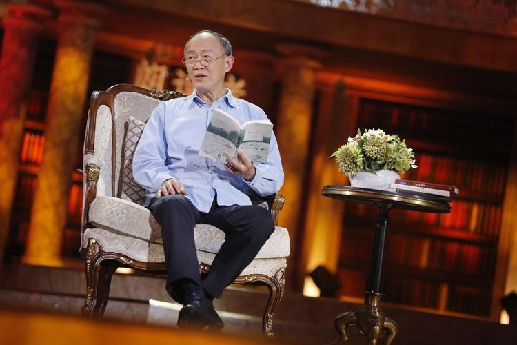 盘点“老来得子”的5位明星：有人和儿子年龄差达到60岁