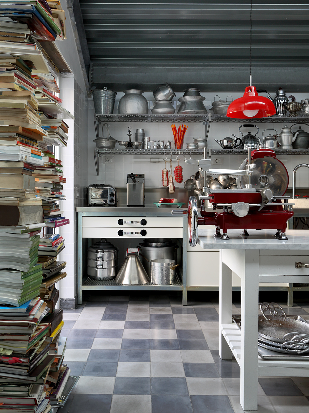 豪宅遍布世界，深扒设计教母Paola Navone的家，再次被震撼