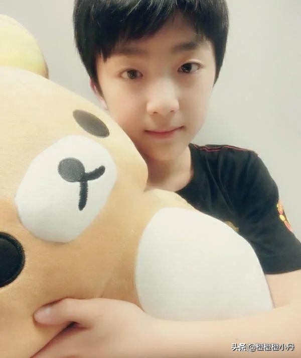 老粉都忘不了的“少主”刘志宏，是屠夫四少之一也是TFBOYS第四人