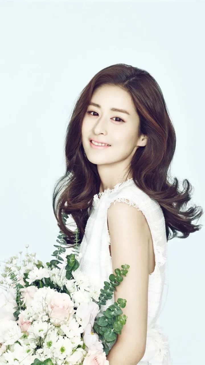 31位鲜花美人！可太养眼了，你最磕谁的颜呢？