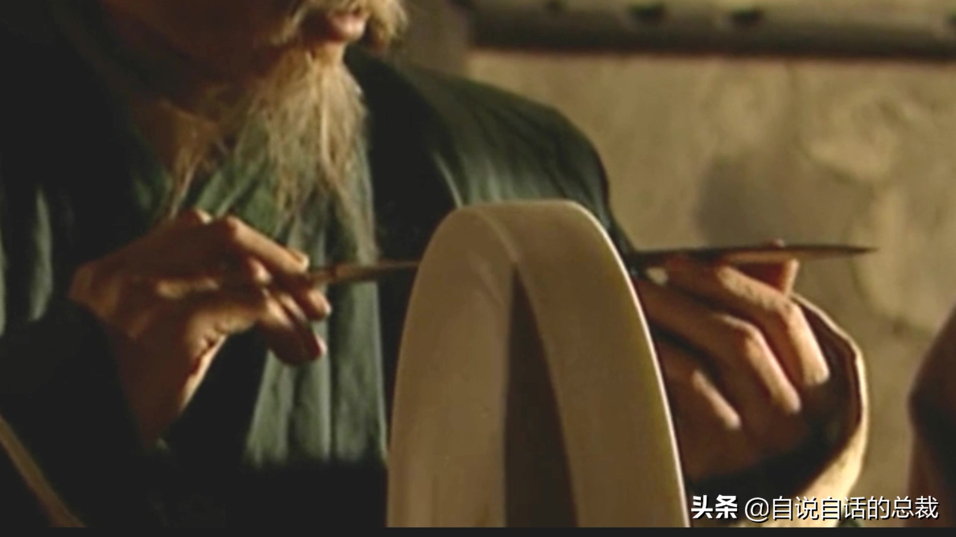 为什么兵马俑会涂装蓝色超导材料？竟然读出不可思议的黑科技故事