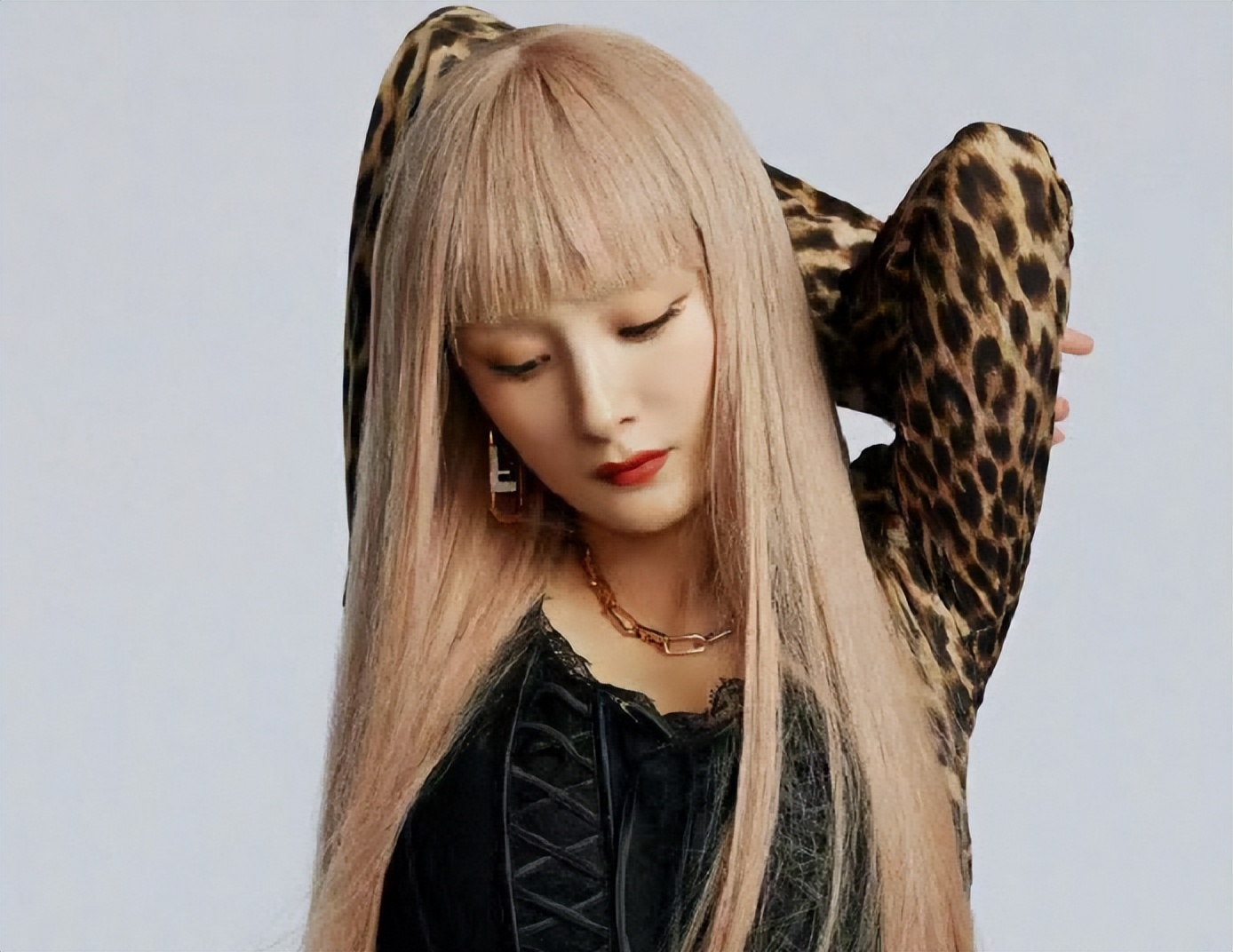 同样是“厚刘海”，把杨紫胡冰卿和杨幂放在一起，差别不止一点