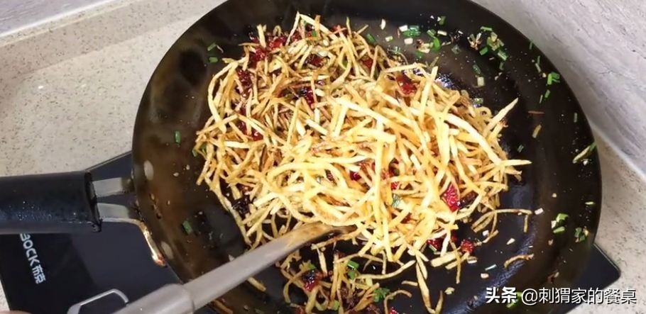 干煸土豆絲,干煸土豆絲的做法
