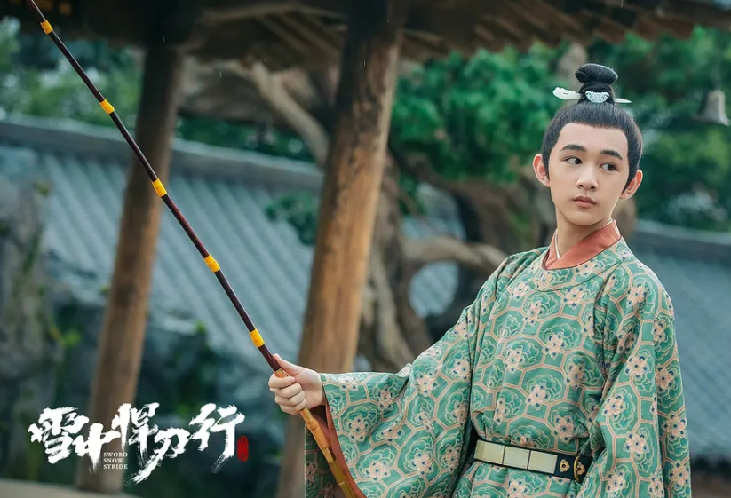 00后童星长大面临尴尬，有人资源逆天，有人高颜值无人捧，意难平