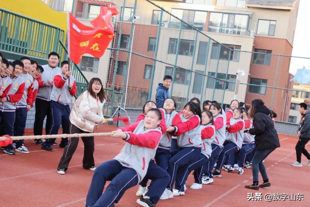 萊西市濟(jì)南路中學(xué)“三讓”系列活動(dòng)(圖32) 萊西市濟(jì)南路中學(xué)“三讓”系列活動(dòng)(圖32)