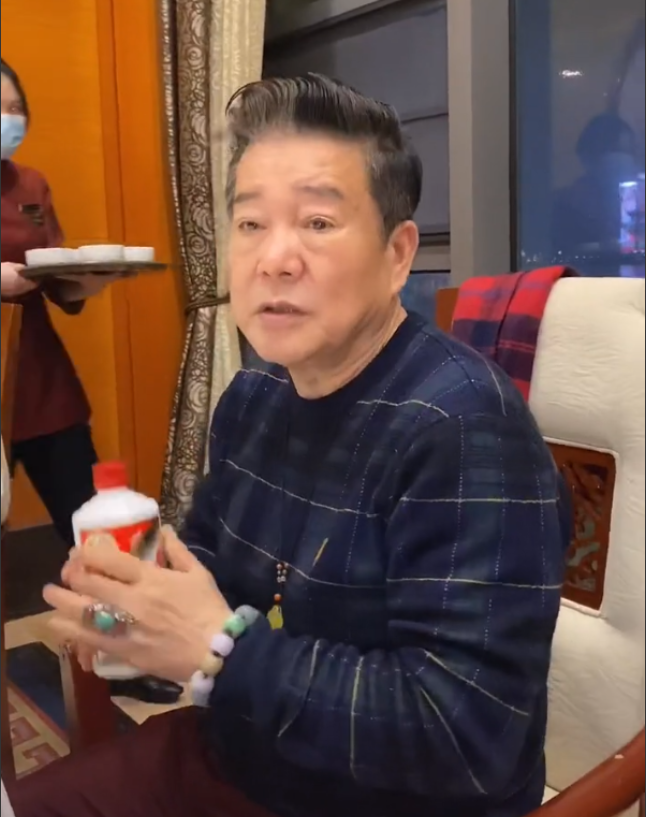 19年后，再看奇志和大兵各自的境遇，他们的差距一目了然