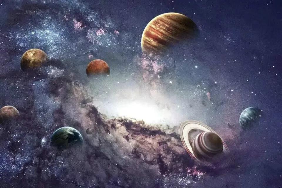 读书是通往未来的钥匙，努力学习，成就更好的自己。