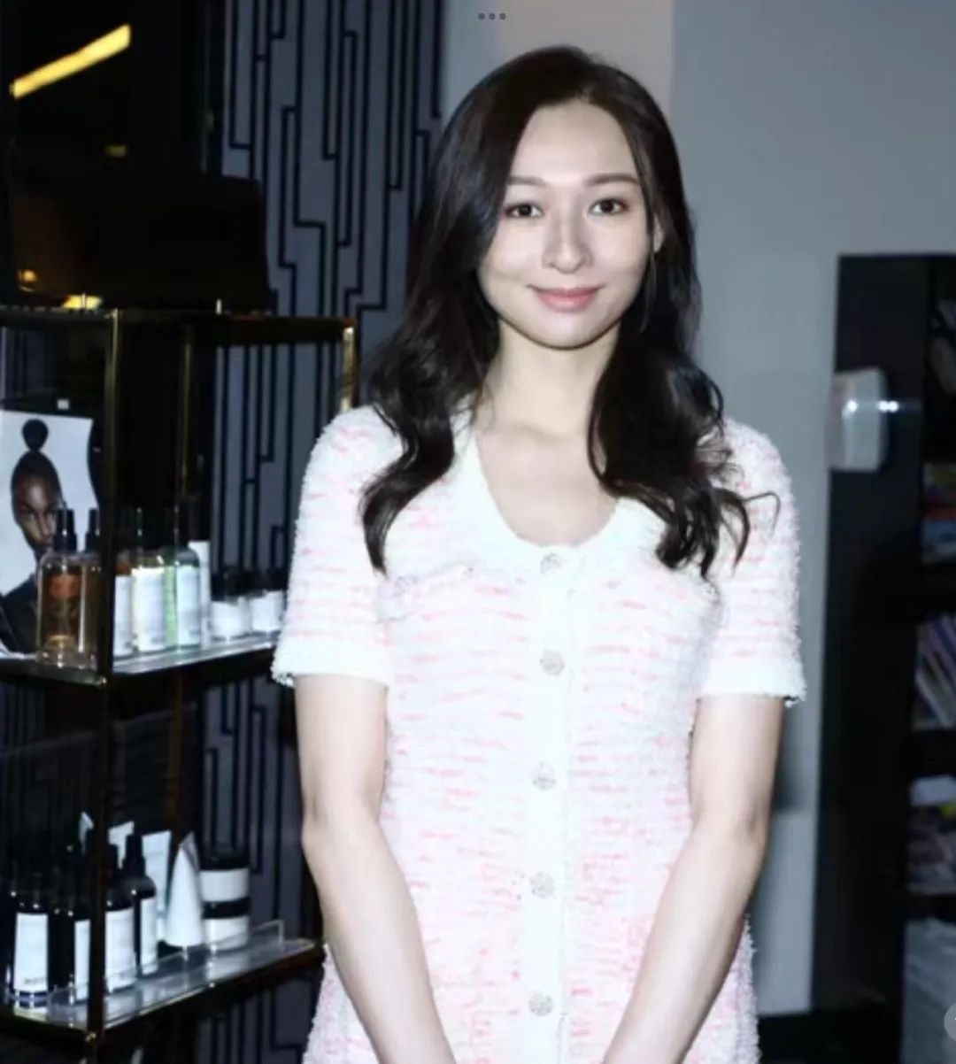 ​港娱圈审美太拉垮，入围港姐进行形象大改造，造型不如原来模样