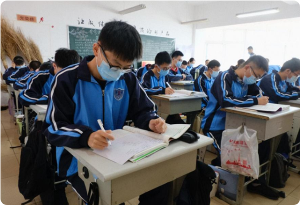 985大学被分成6个梯队，清北连续蝉联榜首，哈工大位列第4梯队