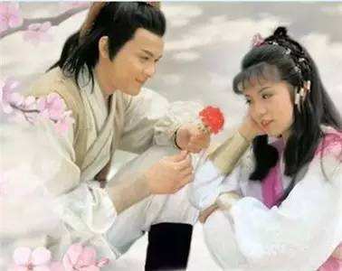 《雪山飞狐》：程灵素那么优秀，为何胡斐却不爱她？